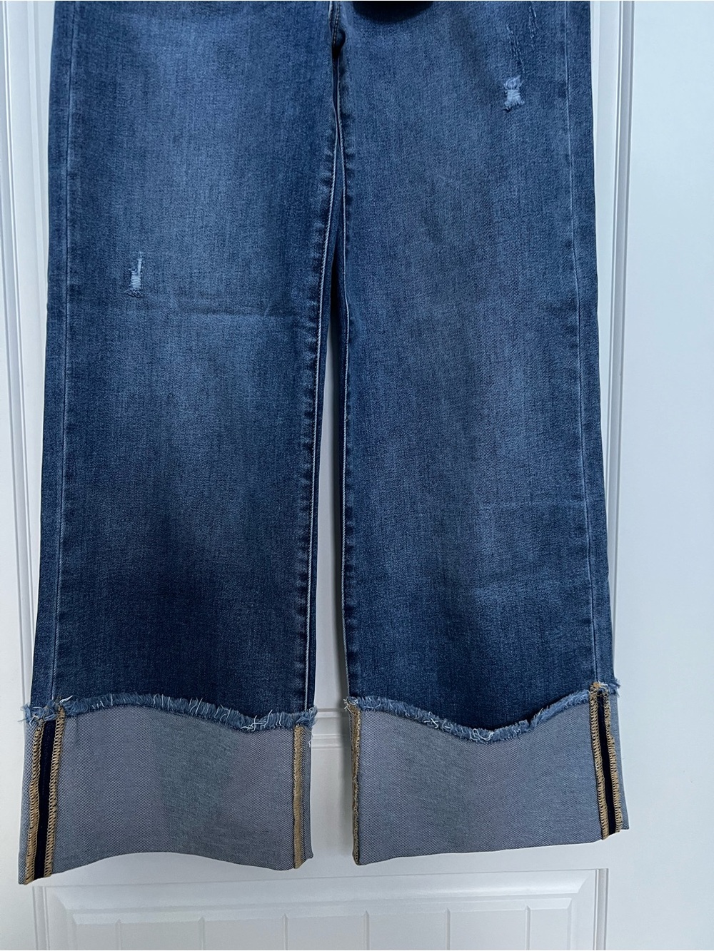 Risen Scottie Large Cuffed Jeans - Picture 4 of 10